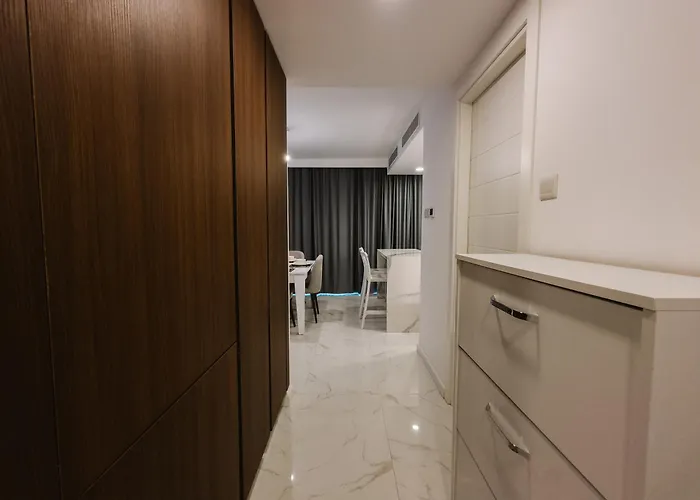 Grand Sapphire Hotel, Pera Beach, Casino & Deluxe Residential *