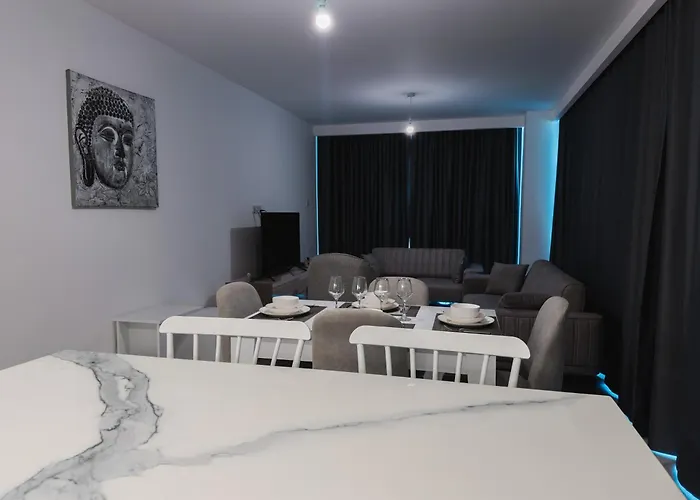 Grand Sapphire Hotel, Pera Beach, Casino & Deluxe Residential Apartmán Agios Georgios (Famagusta)